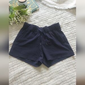 Lululemon Shorts Size 4